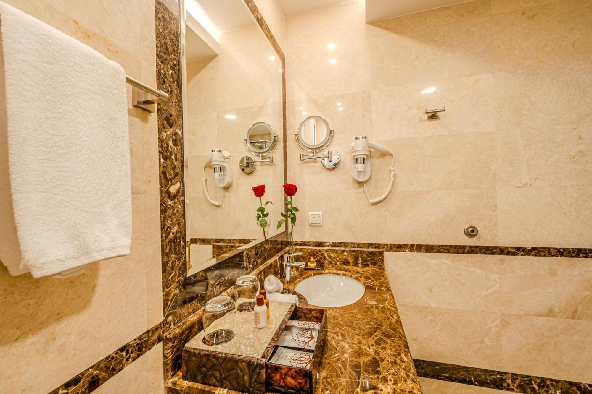 Braira Al Jubail Hotel Luaran gambar