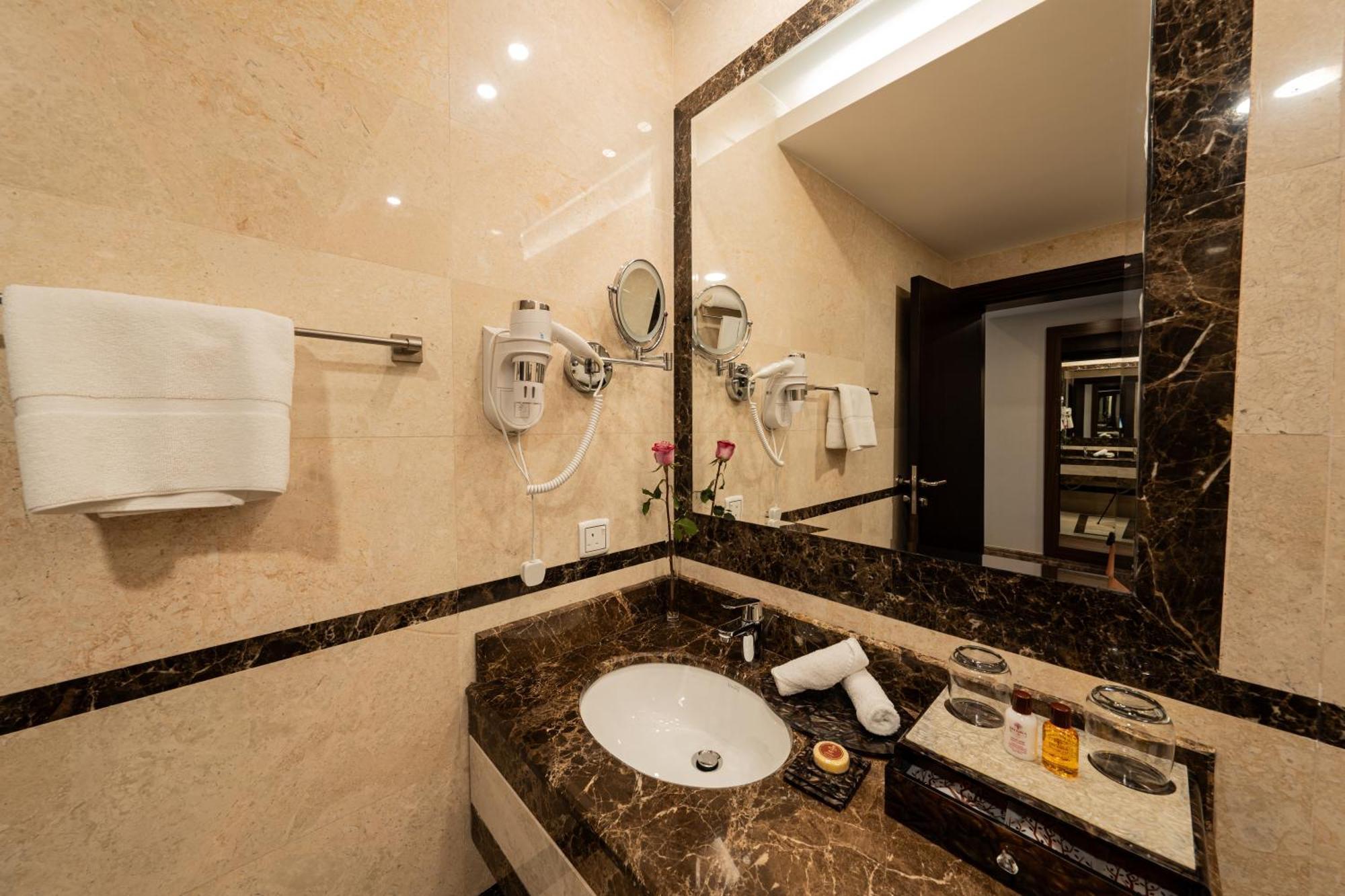 Braira Al Jubail Hotel Luaran gambar